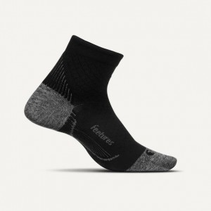 Feetures Plantar Fasciitis Relief Ultra Light Quarter Socks - Black