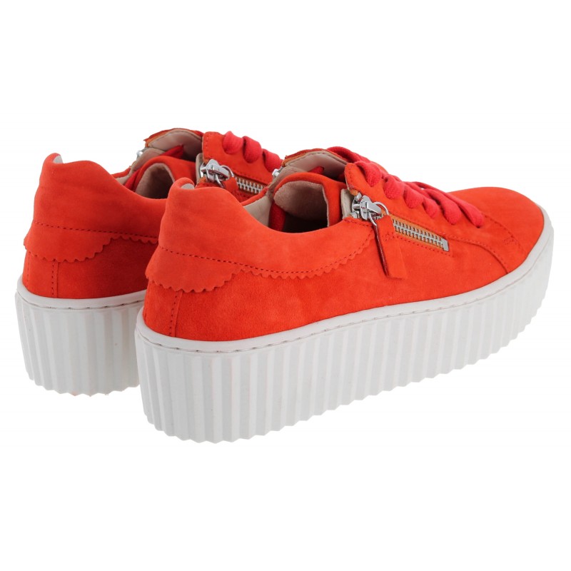 Dolly 43.200 Trainers in Pumpkin Suede