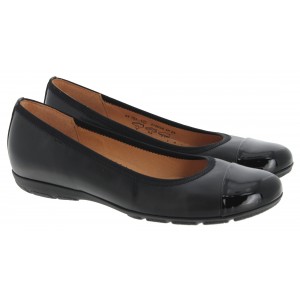 Gabor Raspa 54.161 Flat Shoes - Black Leather