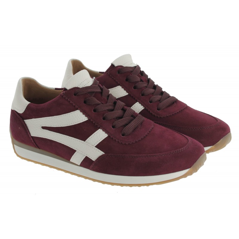 Globe 6032.01 Trainers - Burgundy Suede