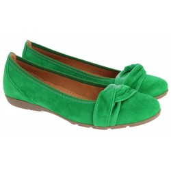Gabor Resolution 44.165 Flat Shoes - Verde Suede