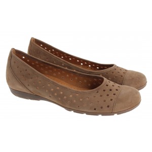 Gabor Ruffle 84.169 Flat Shoes - Peanut Suede
