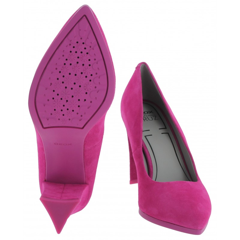 Walk Pleasure 90.1 Woman's Court Shoes - Fuchsia Suede