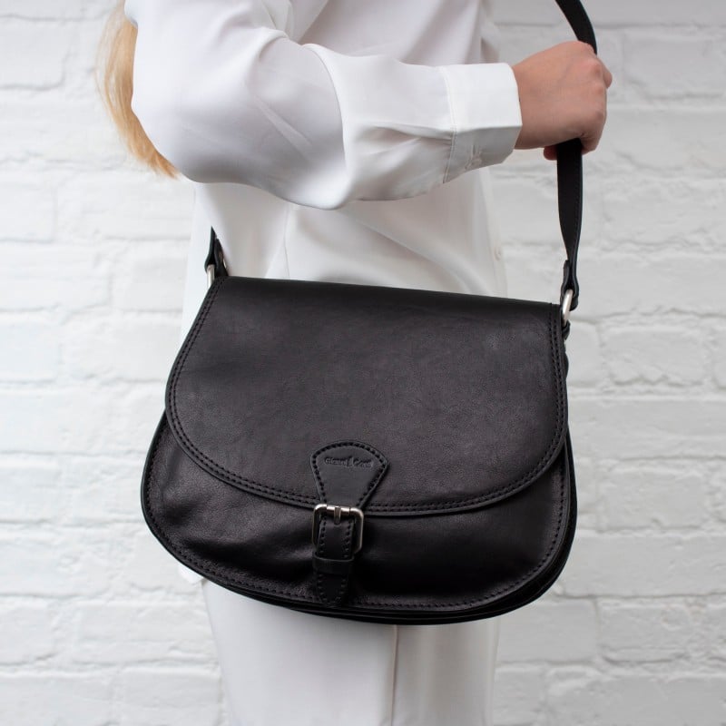 913120 Crossbody Bag - Black Leather