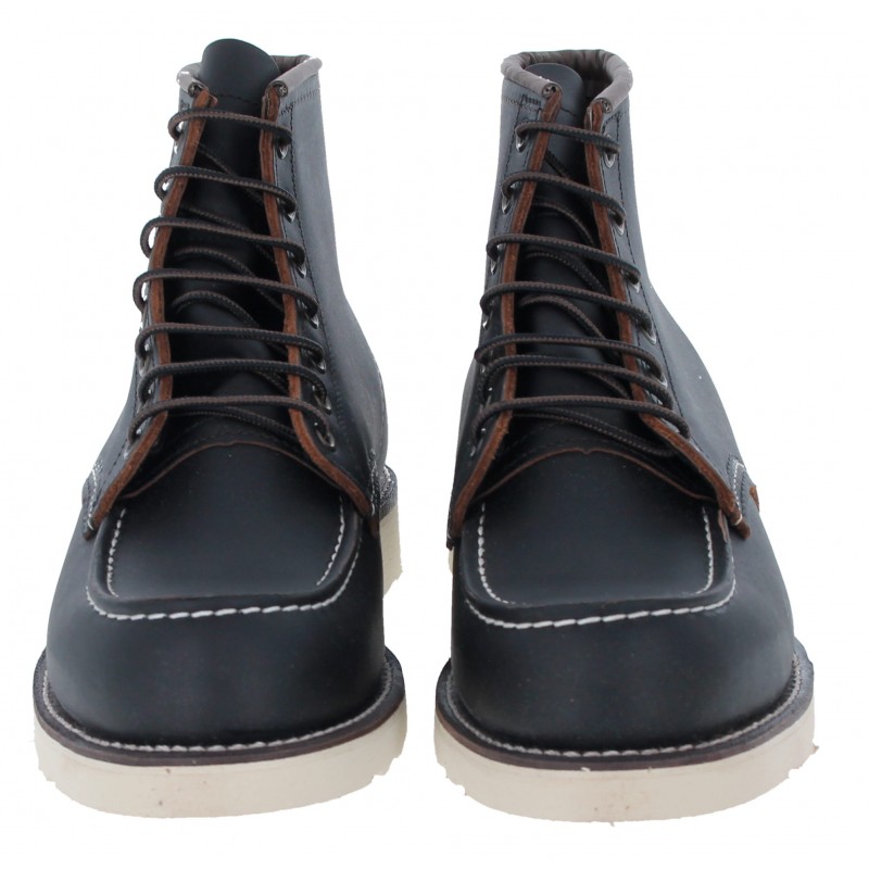 Classic Moc Toe Boot 8849 - Black Leather