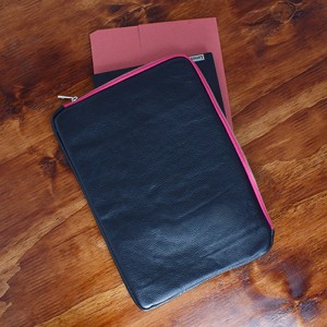 Golden Boot Leather Portfolio Case - Black/Pink Leather Golden Boot Leather Portfolio Case - Black/Pink Leather