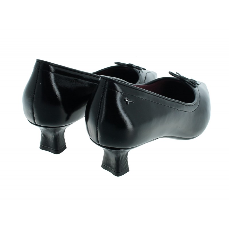22352 Court Shoes - Black Leather