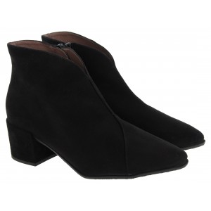 Wonders Rubin 02 E-7202 Ankle Boots - Black Suede Wonders Rubin 02 E-7202 Ankle Boots - Black Suede
