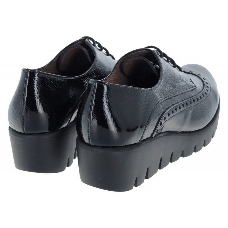 C-3350 Lace- Up Shoes - Black Patent