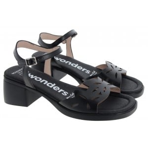 Wonders Moai 01 D-2301 Sandals - Black Leather Wonders Moai 01 D-2301 Sandals - Black Leather