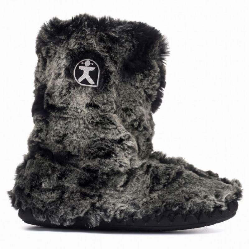 Cole Slippers - Black Wolf
