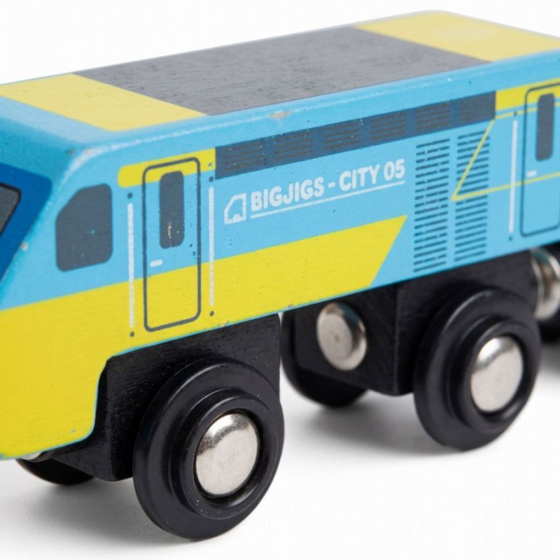 Intercity 125 Train BJT502 Blue