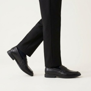 Clarks Jonwin Craft Youth School Shoes - Black Leather