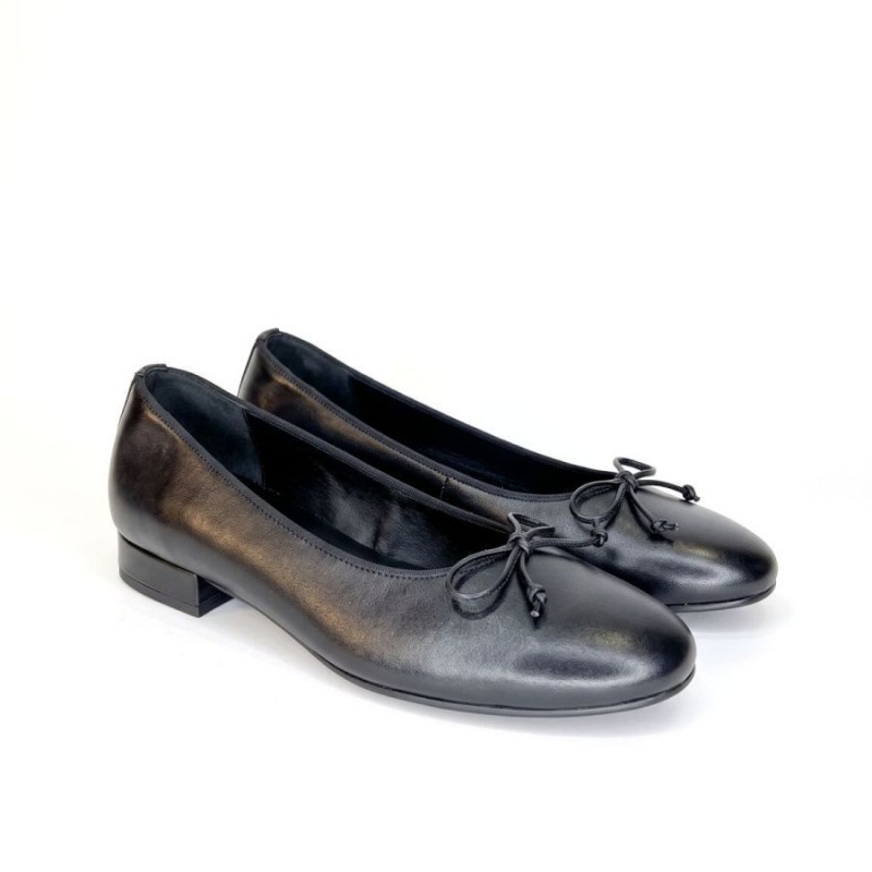 Honour 3021.01 Flat Shoes - Black Leather