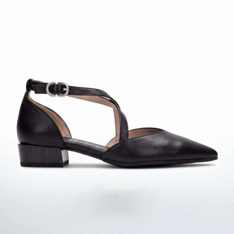 Lila BHV264811 Shoes - Black Leather Lila BHV264811 Shoes - Black Leather