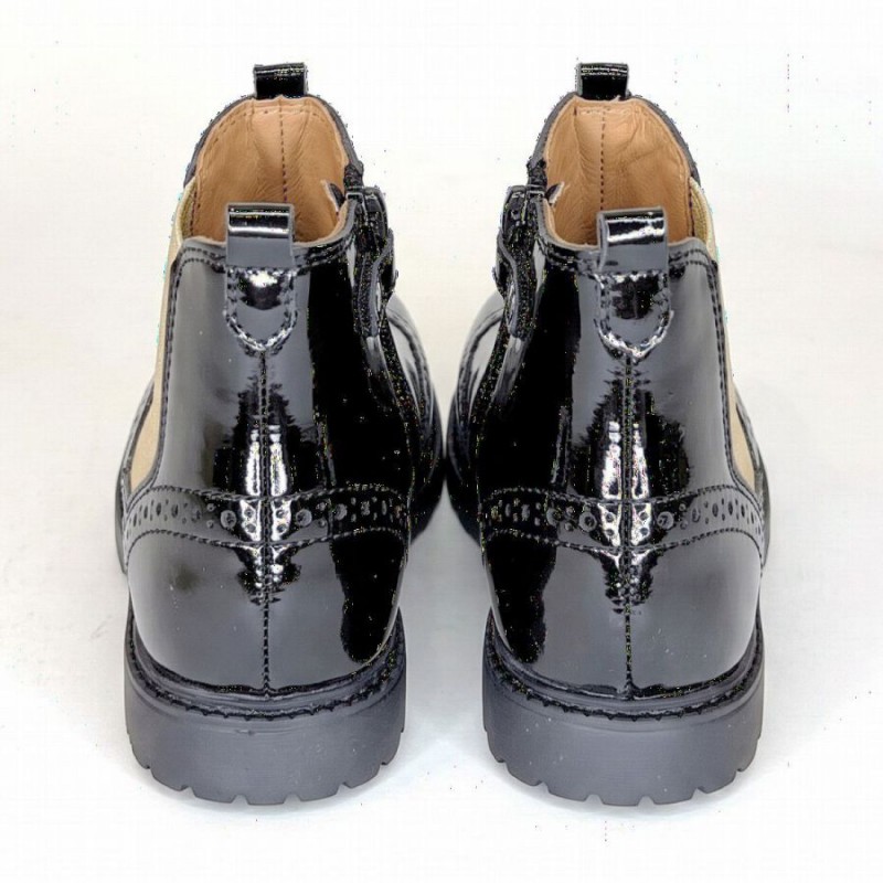 Chelsea Boots - Black Patent