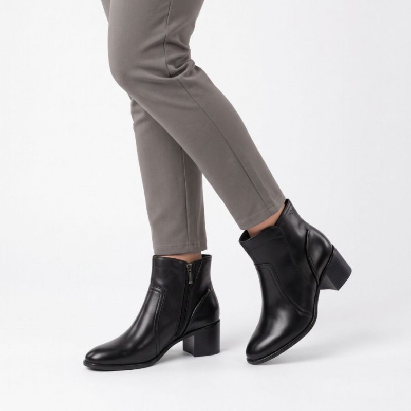 25313 Ankle Boots - Black Leather
