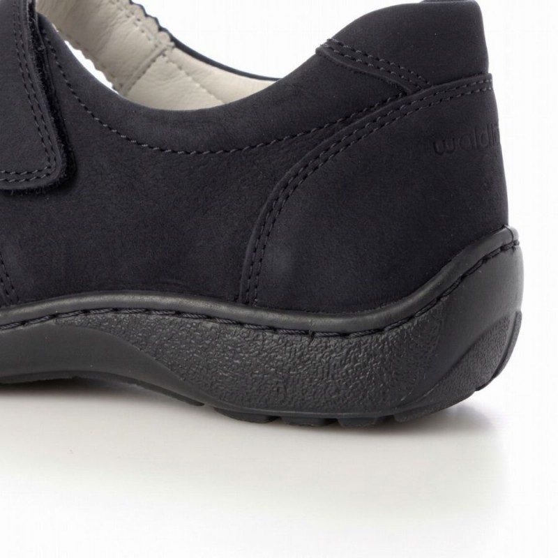 Henni 496302 Shoes - Black