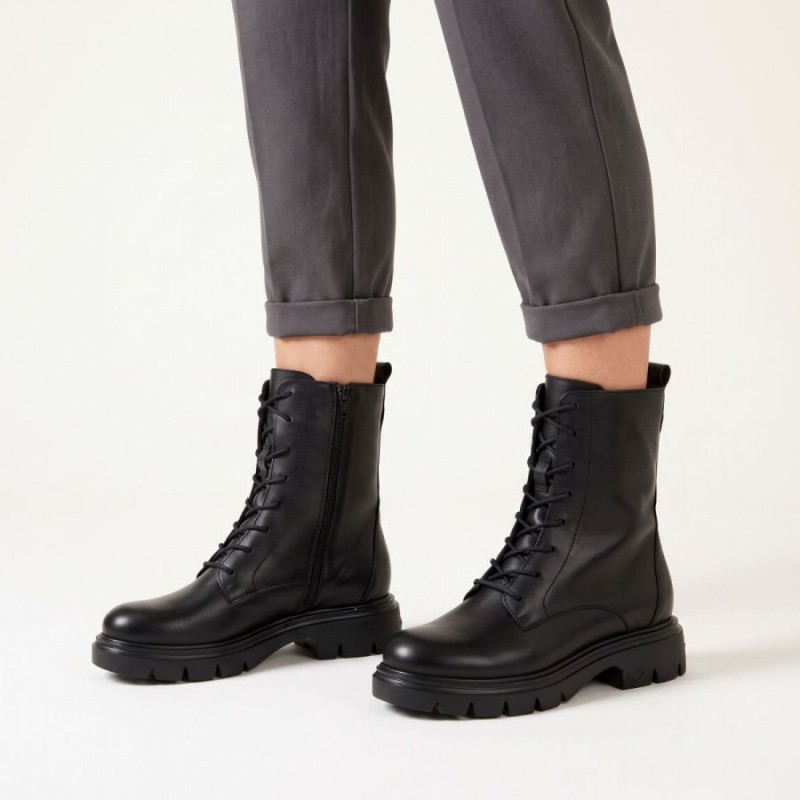 Bones 13 A-4313 Ankle Boots - Black Leather