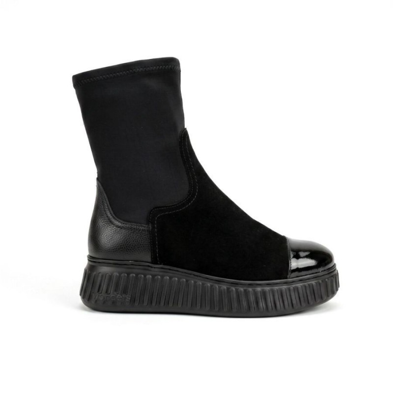 X-Fly 07 A-5207 Ankle Boots -Black Suede
