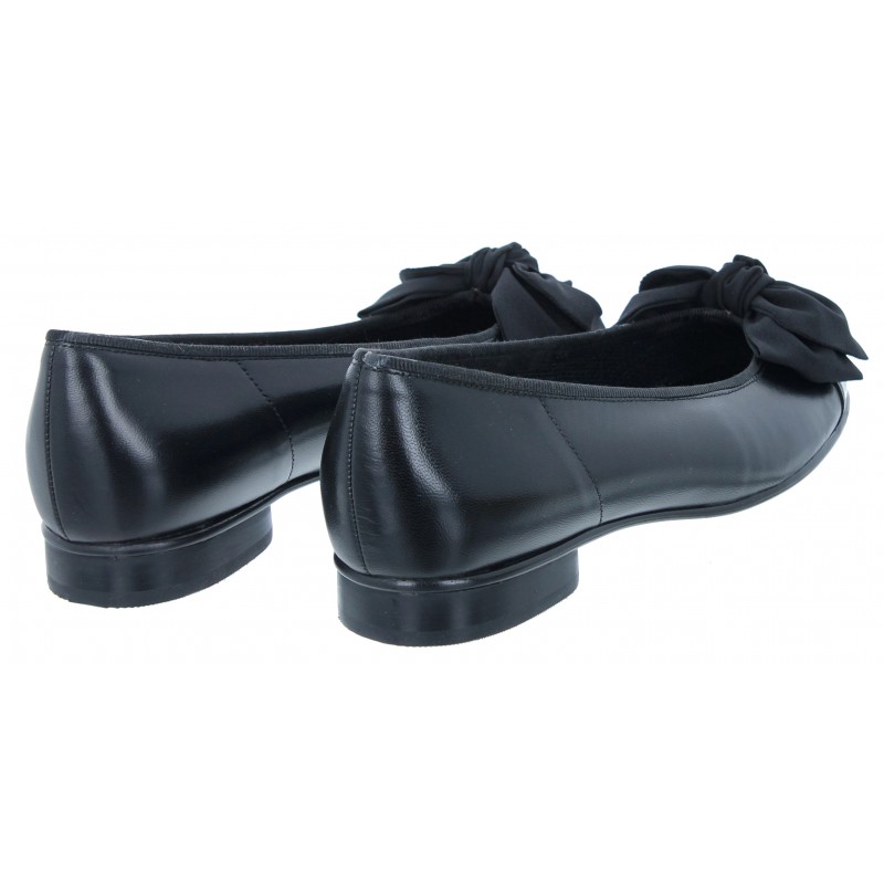 Amy 05.106 Flat Shoes - Schwarz Leather