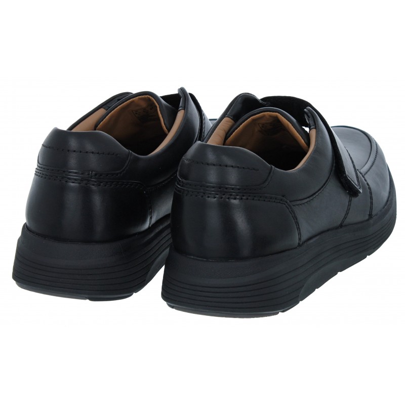 Un Abode Strap Shoes - Black Leather